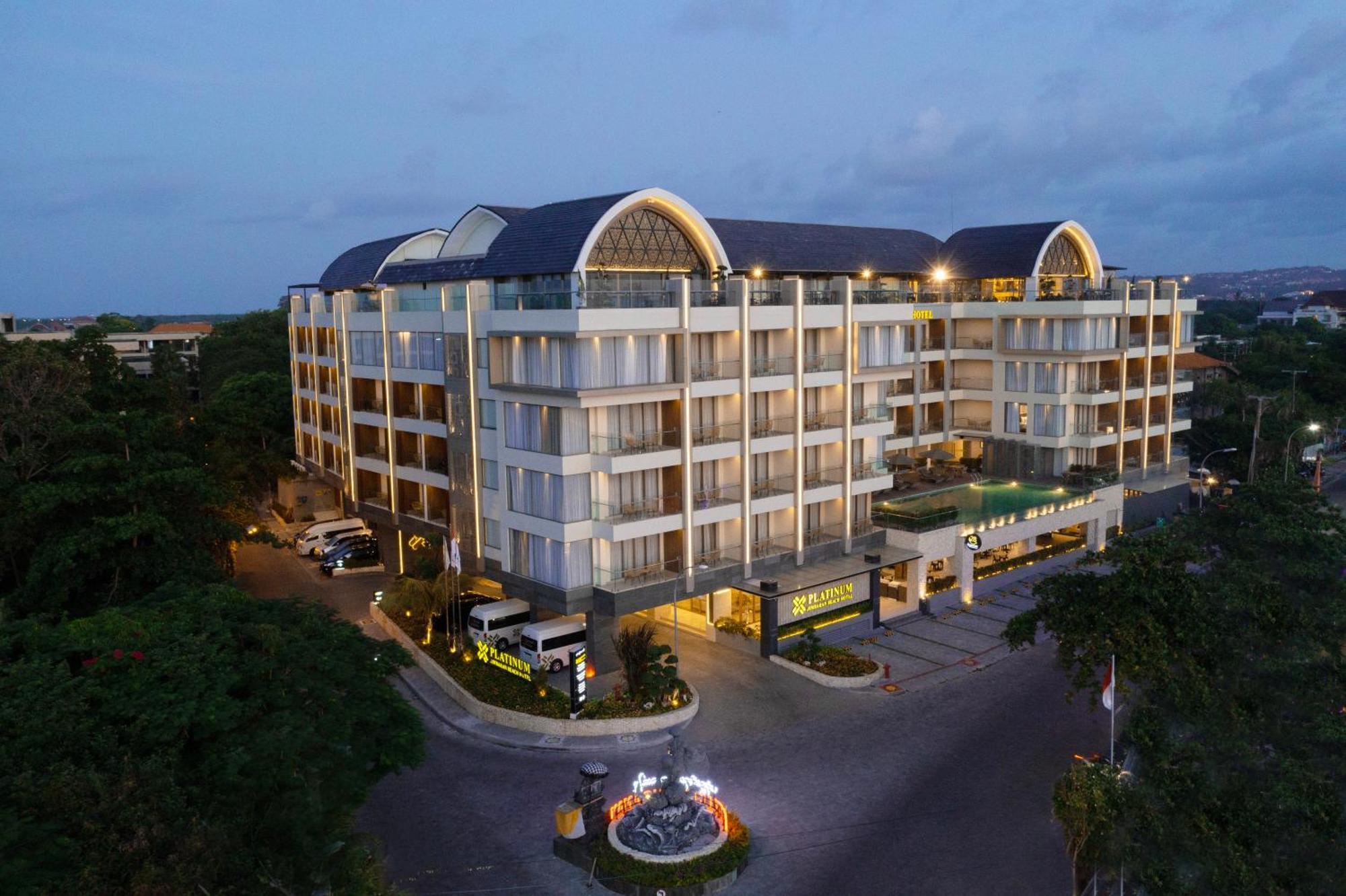Platinum Hotel Jimbaran Beach Bali Kültér fotó